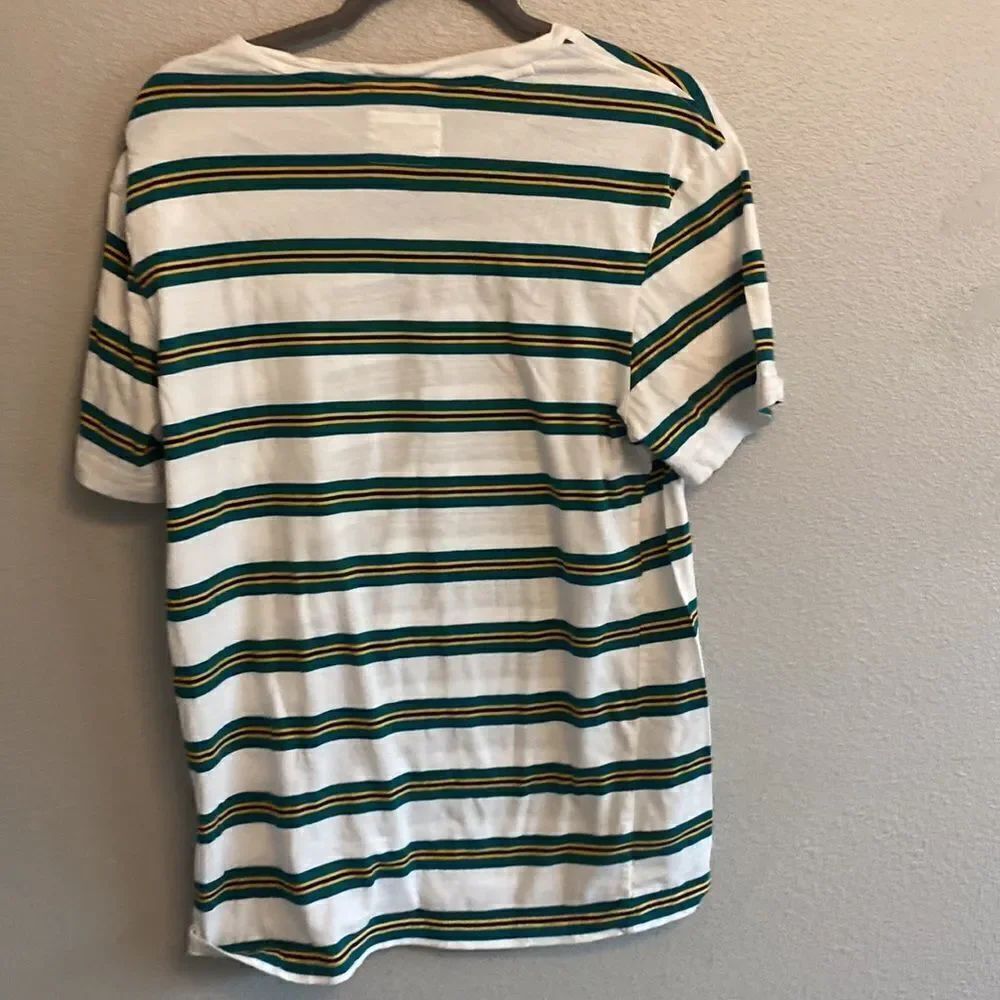 Guess- men’s striped tee- Size large - Picture 5 of 5